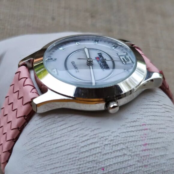 Twiggy London Wristwatch Pink Leather Strap White Face Quartz Analog Wrist Watch - Picture 12 of 12